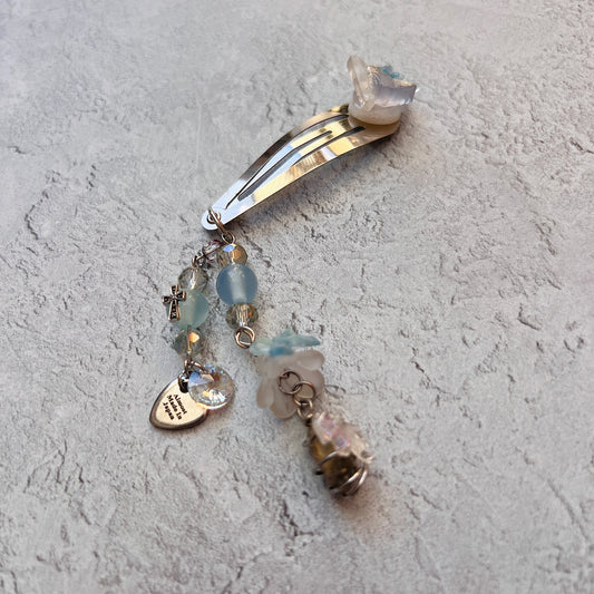 Explore hair clip
