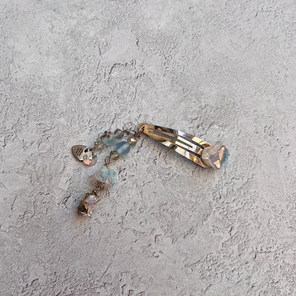 Explore hair clip